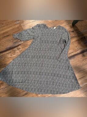 H&M Black and White Geometric A-Line Long Sleeve Dress